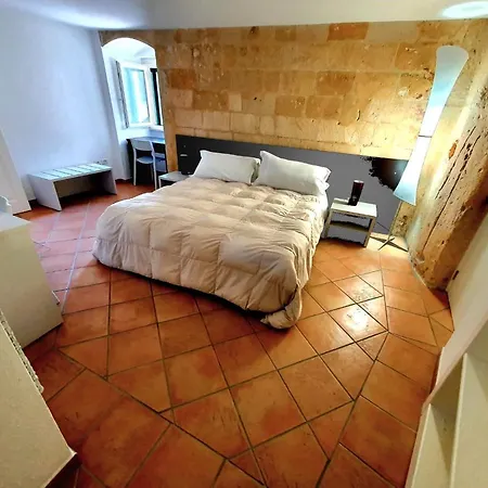 Affittacamere Sassolino Dimora Storica *